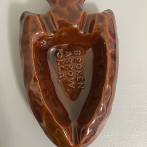 Rustic Brown Ceramic Arrowhead ashtray